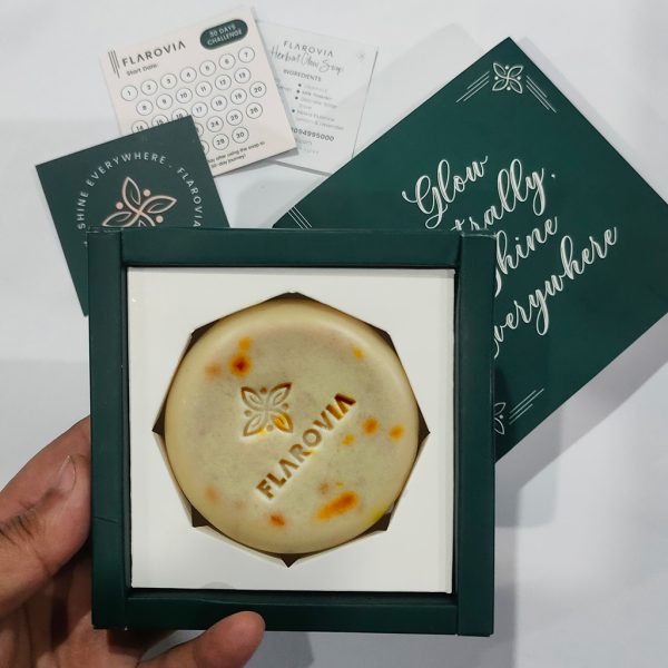Flarovia Herbal Glow Soap
